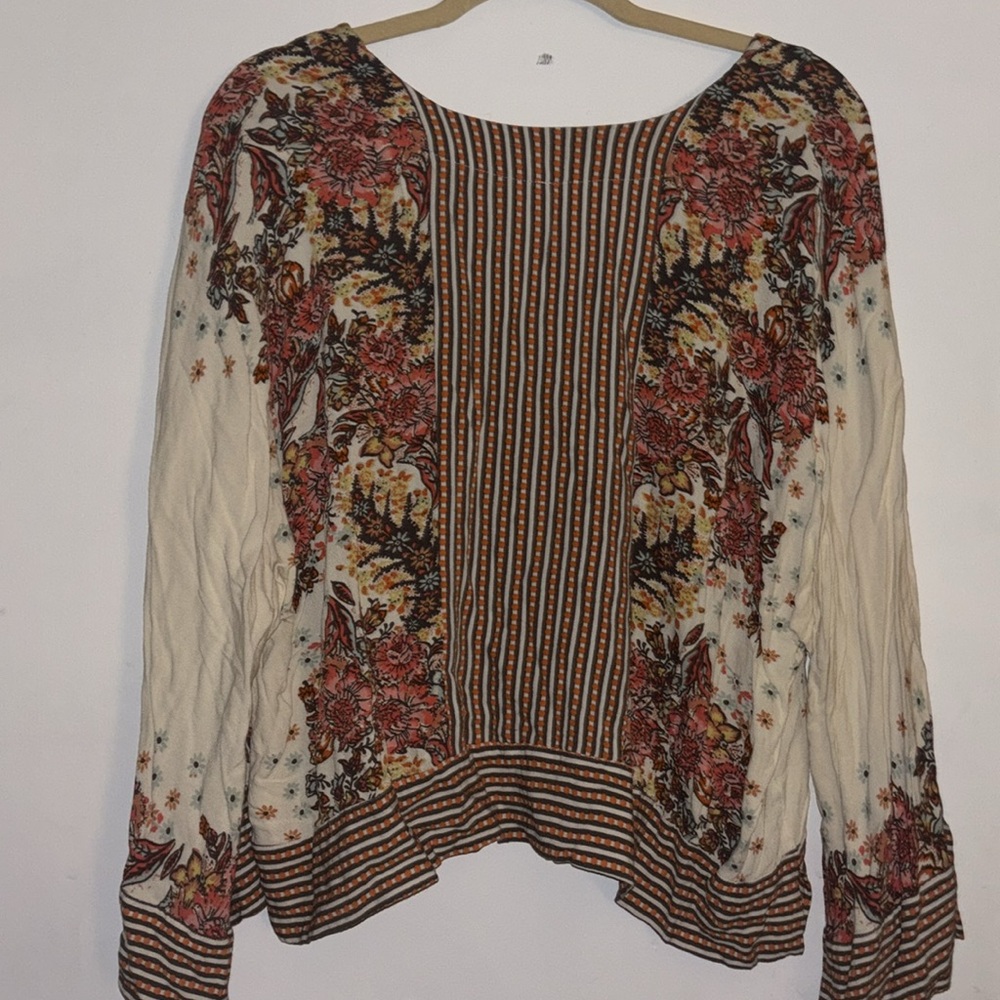 Free People Top - Picture 3 of 4